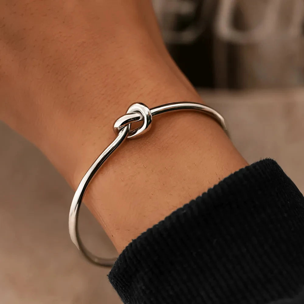 TWIST SILVER BRACELET